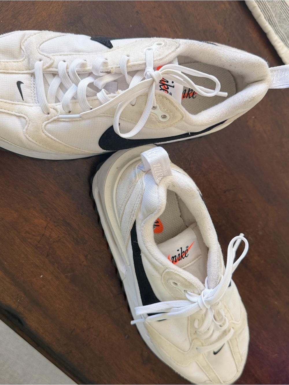 Nike White & Black Running Sneakers - Picture 2 of 5